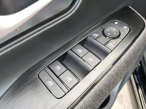 New 2026 Nissan Kicks SV w/ SV Premium Package FWD image 20