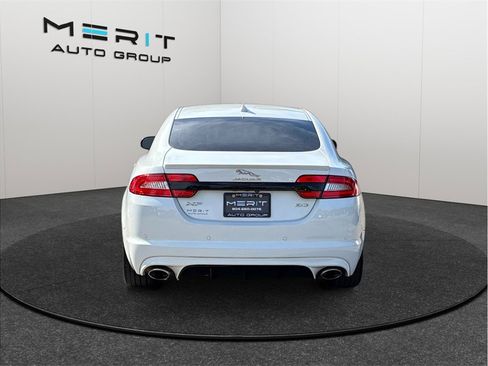 Used 2015 Jaguar XF Sport RWD image 8