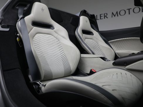 Used 2023 Maserati MC20 Spyder image 26
