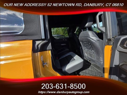 Used 2022 Ford Bronco Black Diamond AWD/4WD image 3