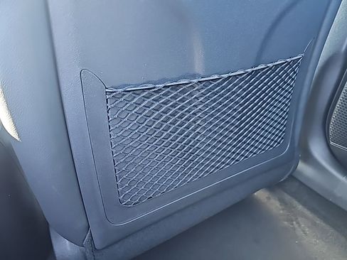 New 2026 Hyundai Elantra Limited image 32