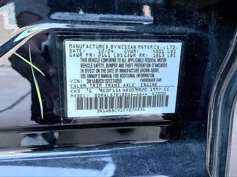 Used 2025 Nissan Sentra SV image 31