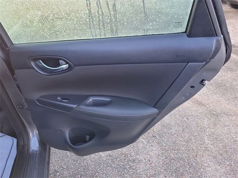 Used 2017 Nissan Sentra S w/ S Style Package image 29