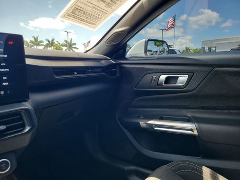 Used 2024 Ford Mustang GT RWD image 26
