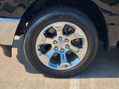 Used 2023 RAM 1500 Big Horn AWD/4WD image 11