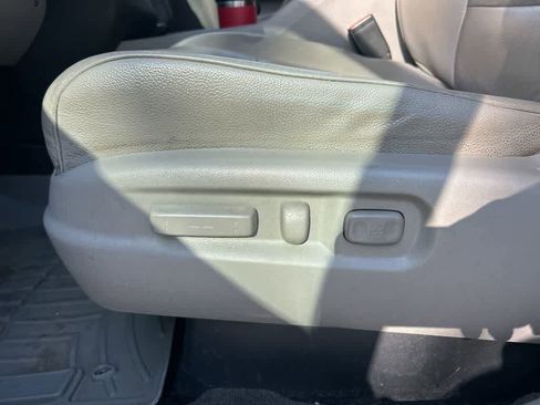 Used 2012 Honda Pilot EX-L image 18