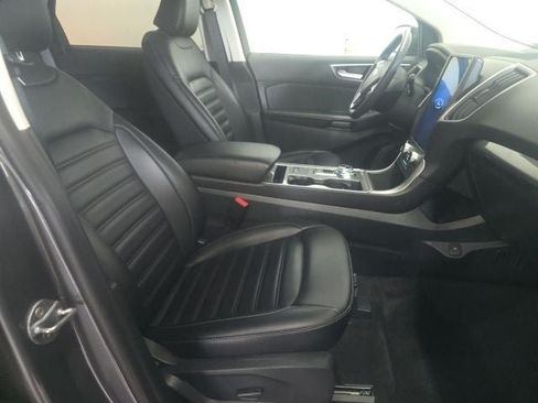 Used 2024 Ford Edge SEL w/ Convenience Package AWD/4WD image 4