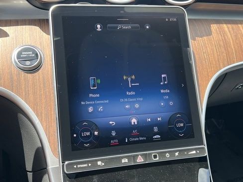 Used 2024 Mercedes-Benz C 300 C 300 image 23