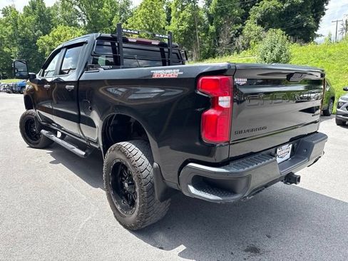 Used 2021 Chevrolet Silverado 1500 Custom Trail Boss w/ Midnight Edition AWD/4WD image 6