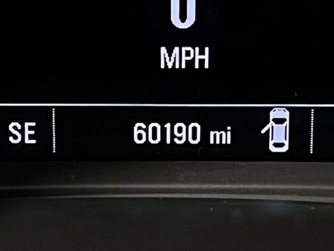 Used 2024 Chevrolet Malibu LT image 17