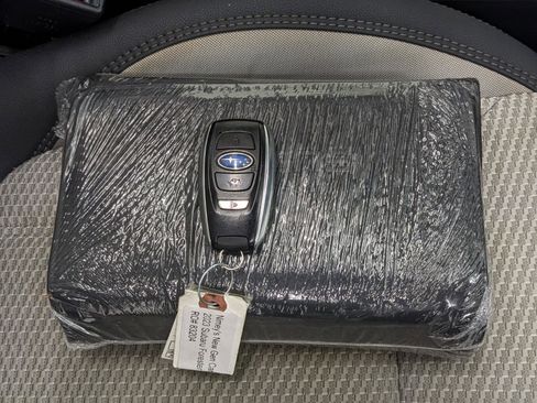 Used 2023 Subaru Forester Premium image 11