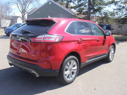Certified 2024 Ford Edge Titanium AWD/4WD image 4