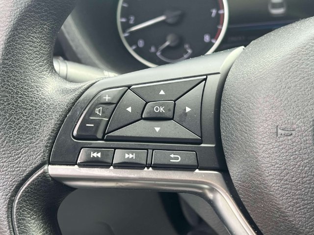 Used 2023 Nissan Sentra SV FWD image 20