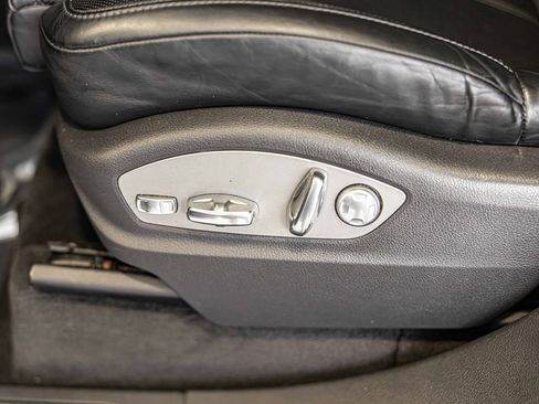 Used 2014 Porsche Cayenne Platinum Edition image 25