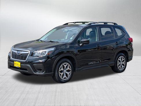 Used 2019 Subaru Forester Premium w/ All-Weather Package AWD/4WD image 3