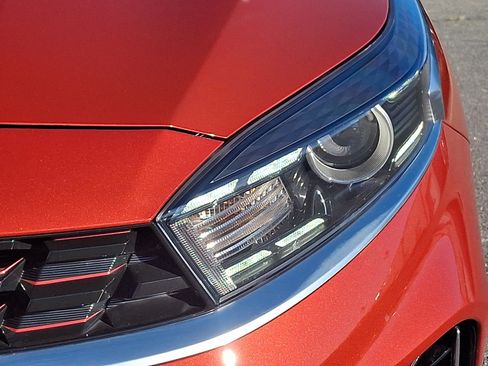 Used 2023 Kia Forte GT-Line FWD image 9