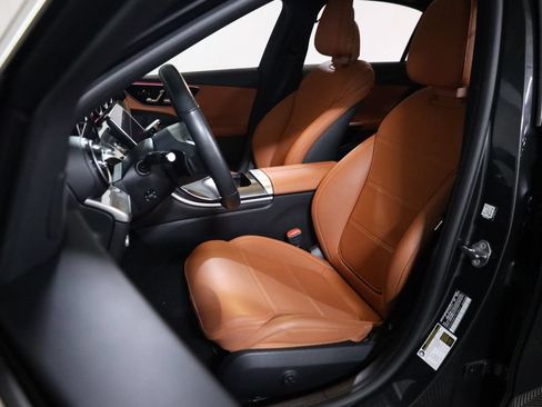 Certified 2023 Mercedes-Benz C 300 4MATIC Sedan image 37
