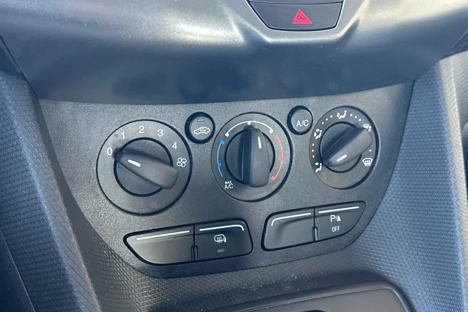 Used 2016 Ford Transit Connect XL FWD image 22