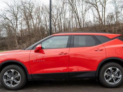Used 2023 Chevrolet Blazer LT w/ Convenience Package AWD/4WD image 9