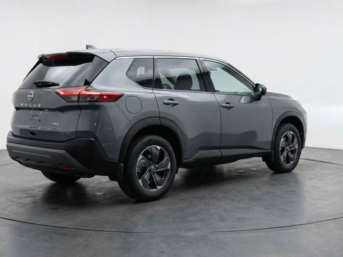 Used 2025 Nissan Rogue SV AWD/4WD image 9