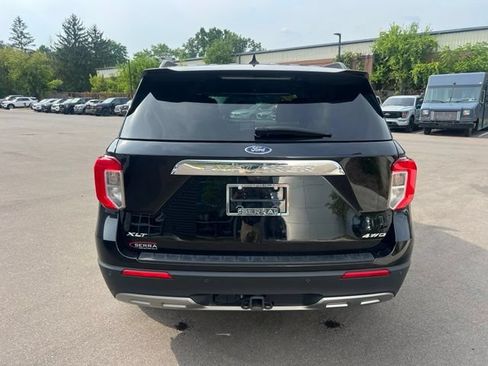 Used 2023 Ford Explorer XLT w/ Equipment Group 202A AWD/4WD image 6