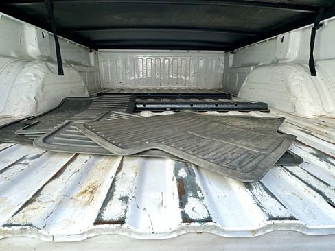 Used 2006 GMC Sierra 3500 SLE w/ Snow Plow Prep Package image 25