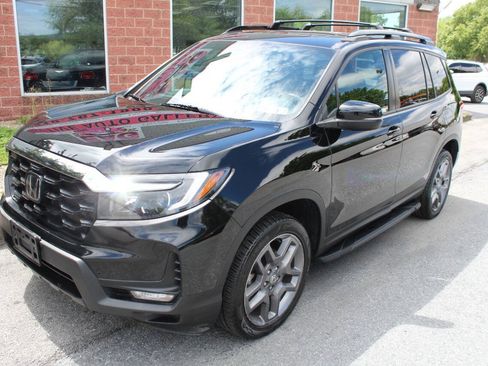 Used 2022 Honda Passport EX-L image 2
