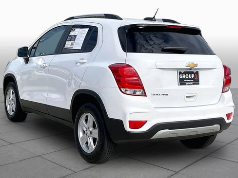 Used 2022 Chevrolet Trax LT w/ LT Convenience Package AWD/4WD image 12