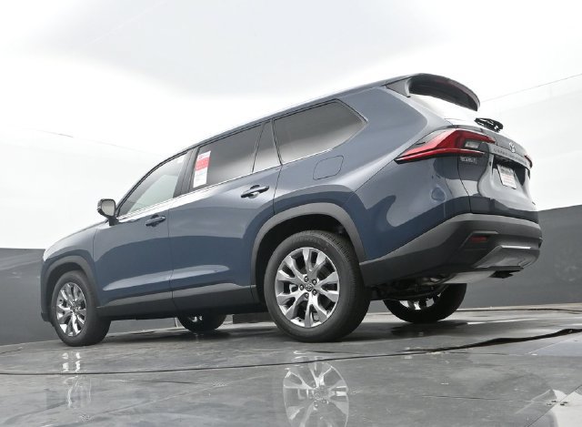 New 2026 Toyota Grand Highlander FWD image 26