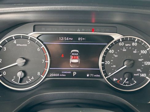 Used 2025 Nissan Rogue SV FWD image 35