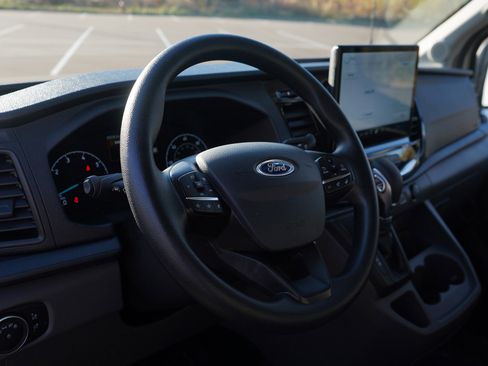 Used 2024 Ford Transit 350 XLT image 16