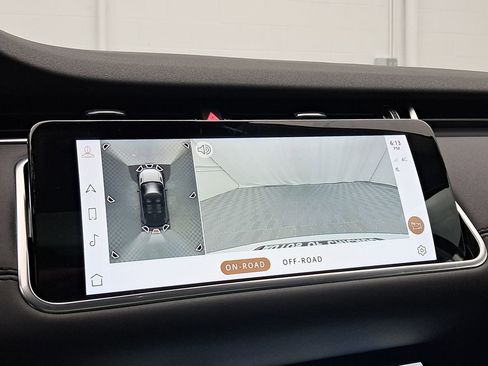 Used 2021 Land Rover Range Rover Evoque SE image 26