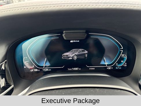 Used 2021 BMW 745e xDrive w/ Luxury Rear Seating Package image 15