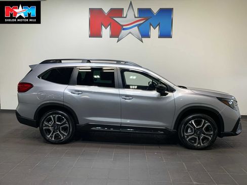 New 2026 Subaru Ascent Limited image 1