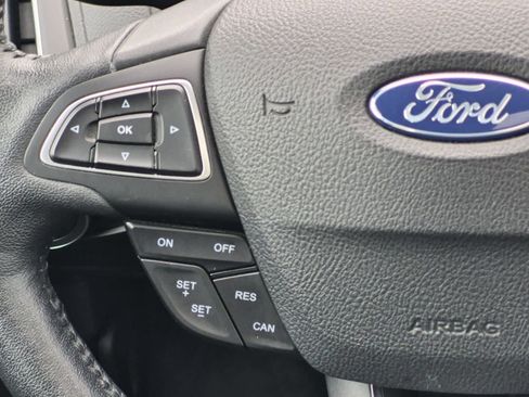 Used 2018 Ford Focus Titanium FWD image 25