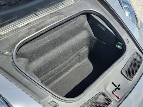 Certified 2025 Porsche 911 GT3 RWD image 17