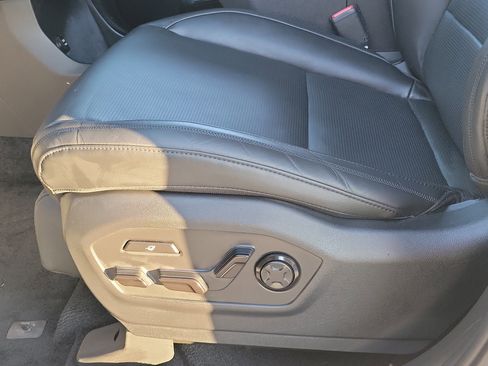 Certified 2025 Hyundai Santa Fe Calligraphy image 18