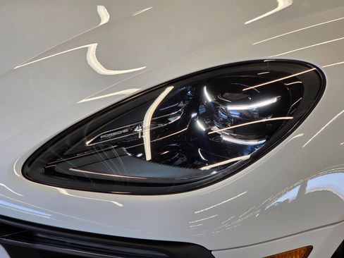 New 2026 Porsche Macan S AWD/4WD image 27