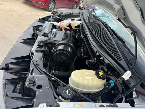 Used 2016 Chevrolet Express 3500 LT w/ LT Preferred Equipment Group image 17