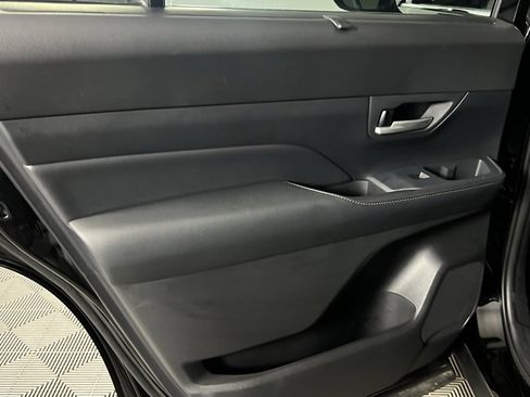 Used 2025 Toyota Grand Highlander AWD image 24