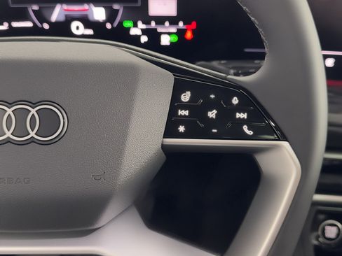 New 2025 Audi Q5 Prestige image 22