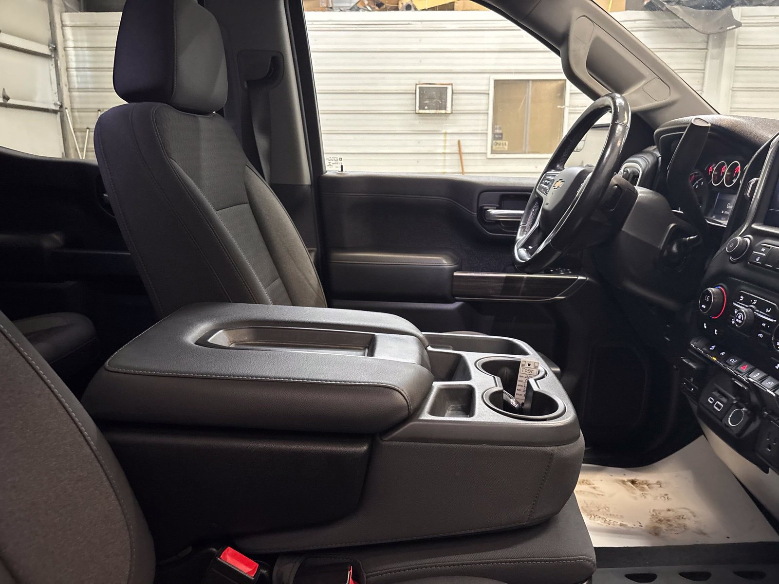 Used 2020 Chevrolet Silverado 1500 LT w/ All-Star Edition AWD/4WD image 25