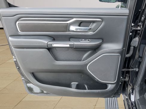 Used 2023 RAM 1500 Laramie AWD/4WD image 25