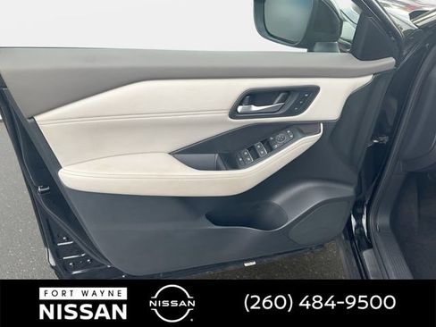 Certified 2023 Nissan Rogue SL w/ SL Premium Package AWD/4WD image 32