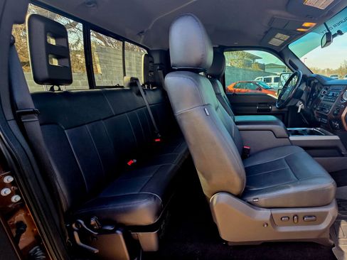 Used 2012 Ford F250 Lariat w/ Chrome Pkg image 30