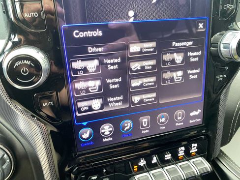Used 2019 RAM 1500 Limited AWD/4WD image 24