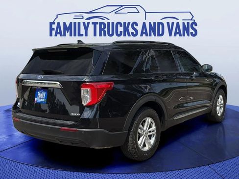 Used 2021 Ford Explorer XLT image 5