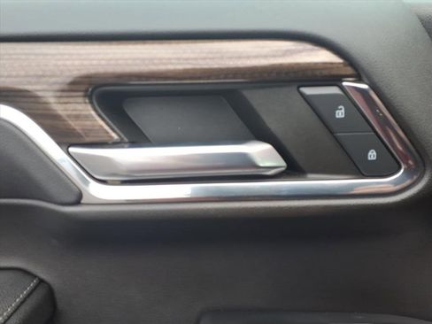 Used 2023 Chevrolet Silverado 1500 LT Trail Boss w/ LT Trail Boss Premium Package image 15