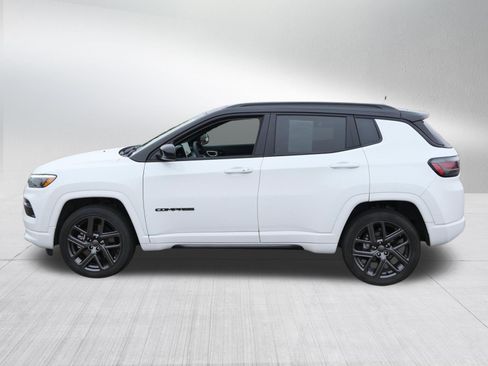 Used 2024 Jeep Compass Limited w/ High Altitude Package AWD/4WD image 4