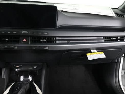 New 2026 Kia K4 GT-Line image 16